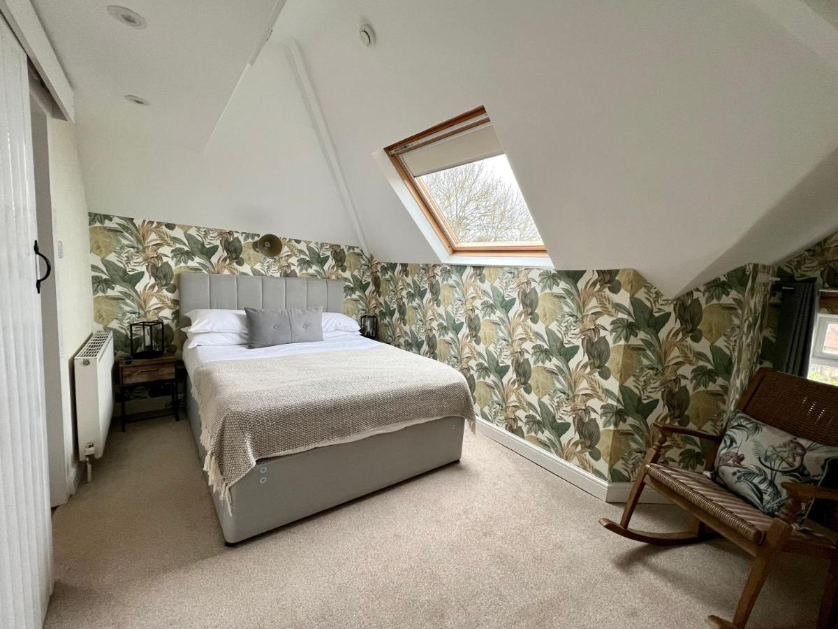 Bed & Breakfast The Charterhouse 4*