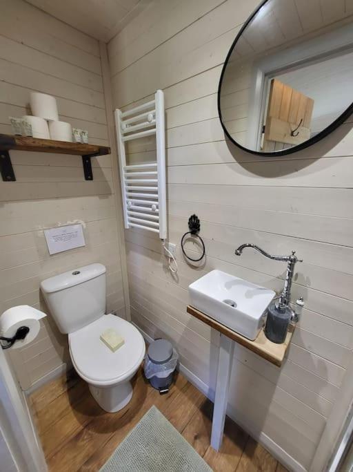Plum Hut Apartment Torquay