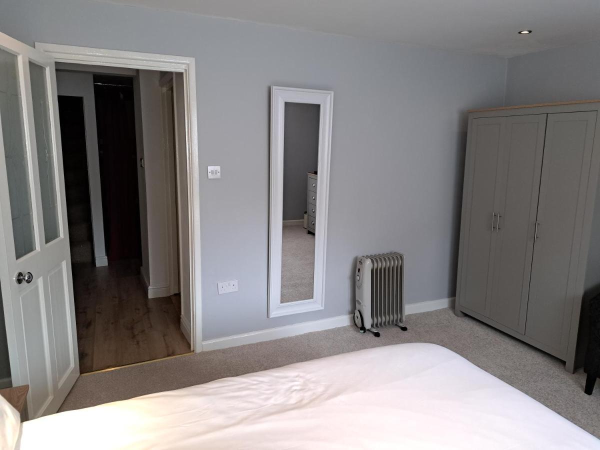 Superior Apartment With Hot Tub & Breakfast * Torquay