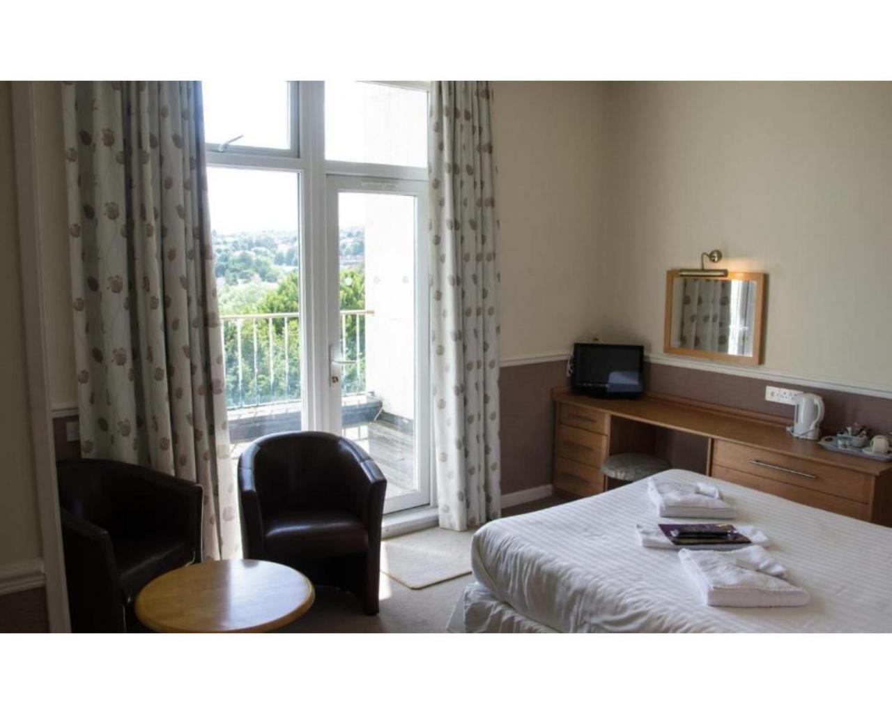 Richmond 2* Torquay