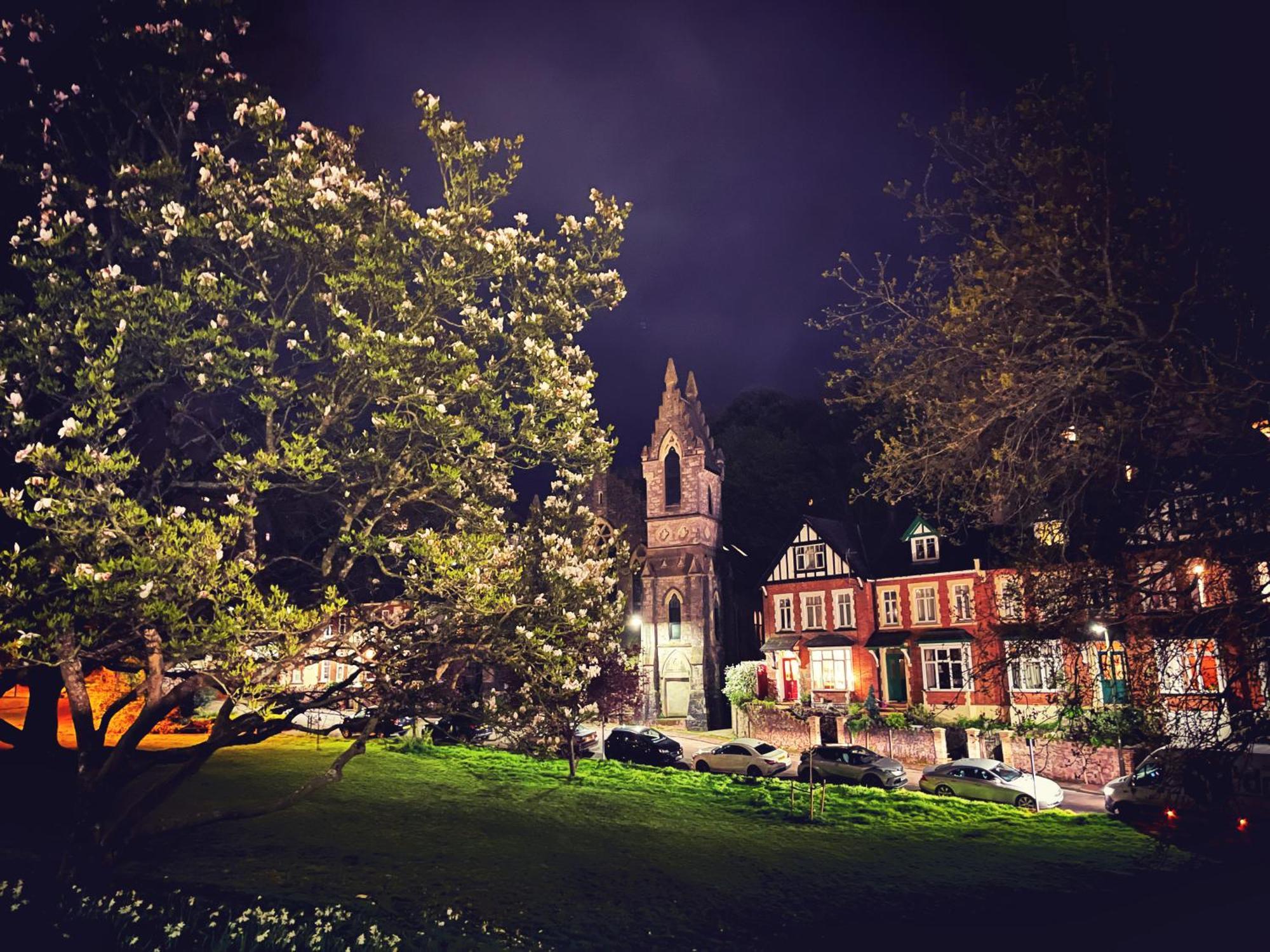 The Robin Hill 4*