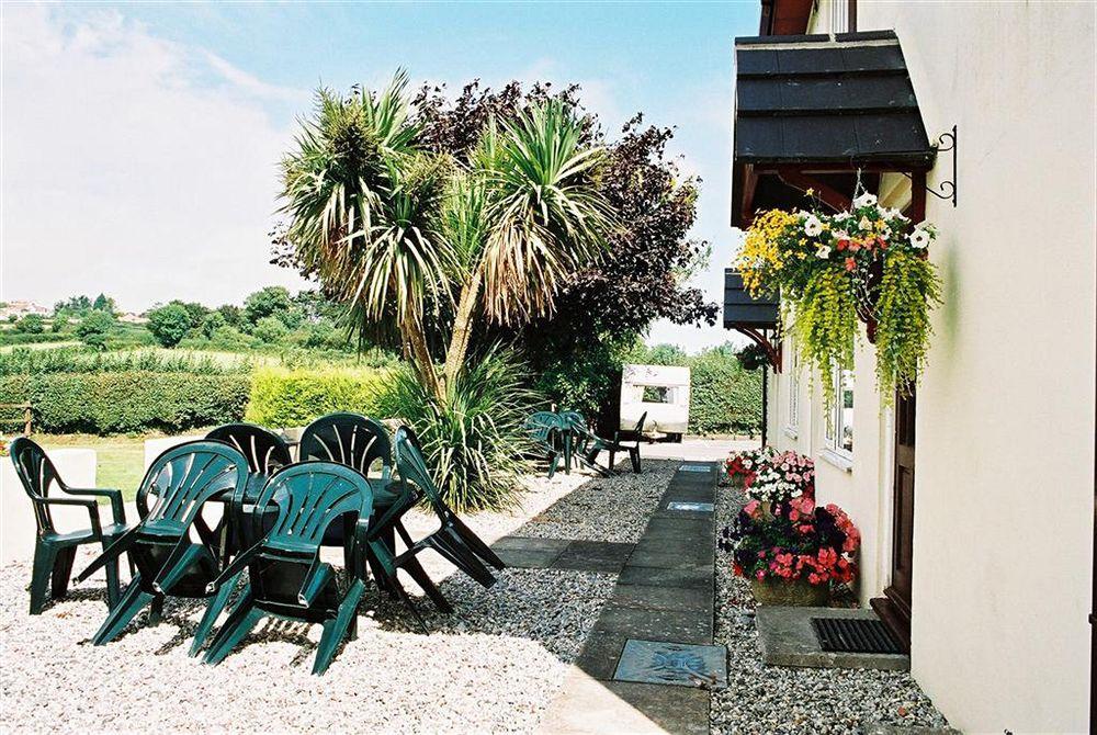 Crossways & Sea View Torquay