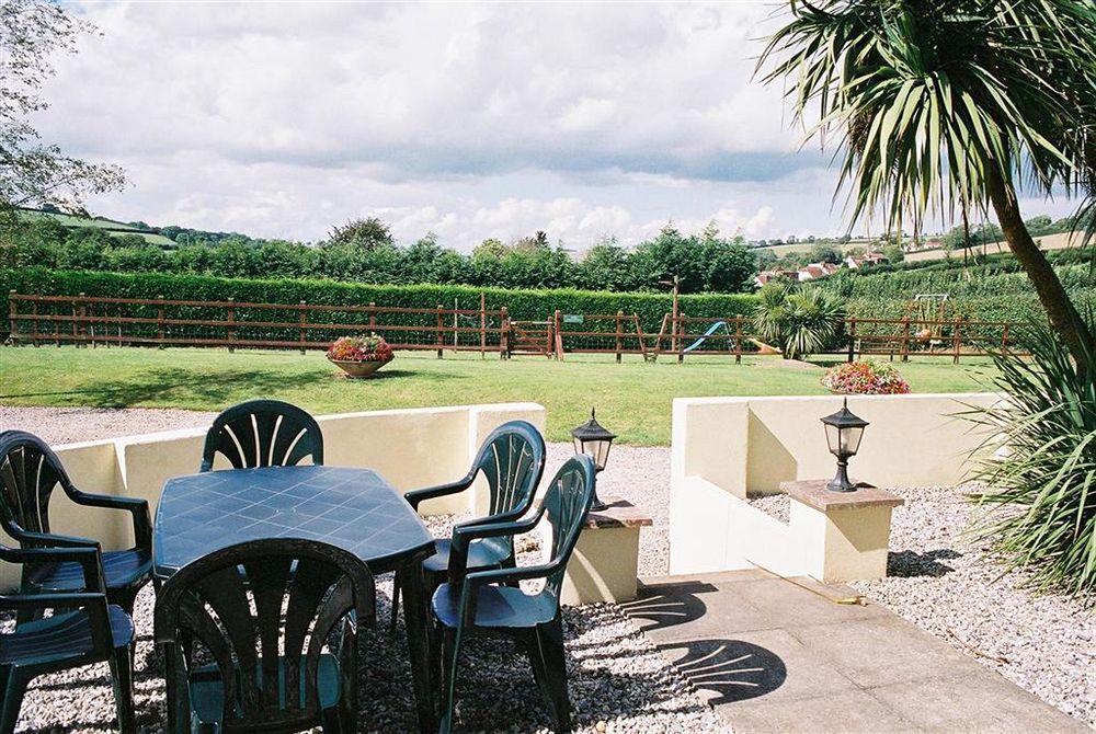 Crossways & Sea View