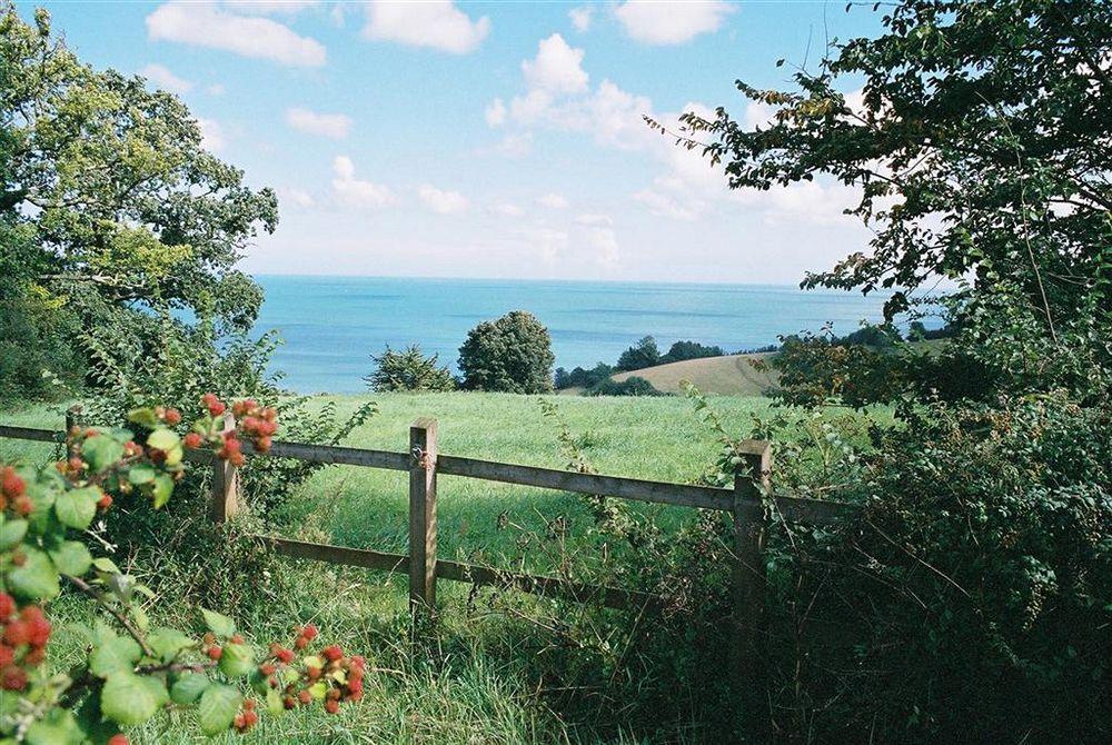 Crossways & Sea View Apartment