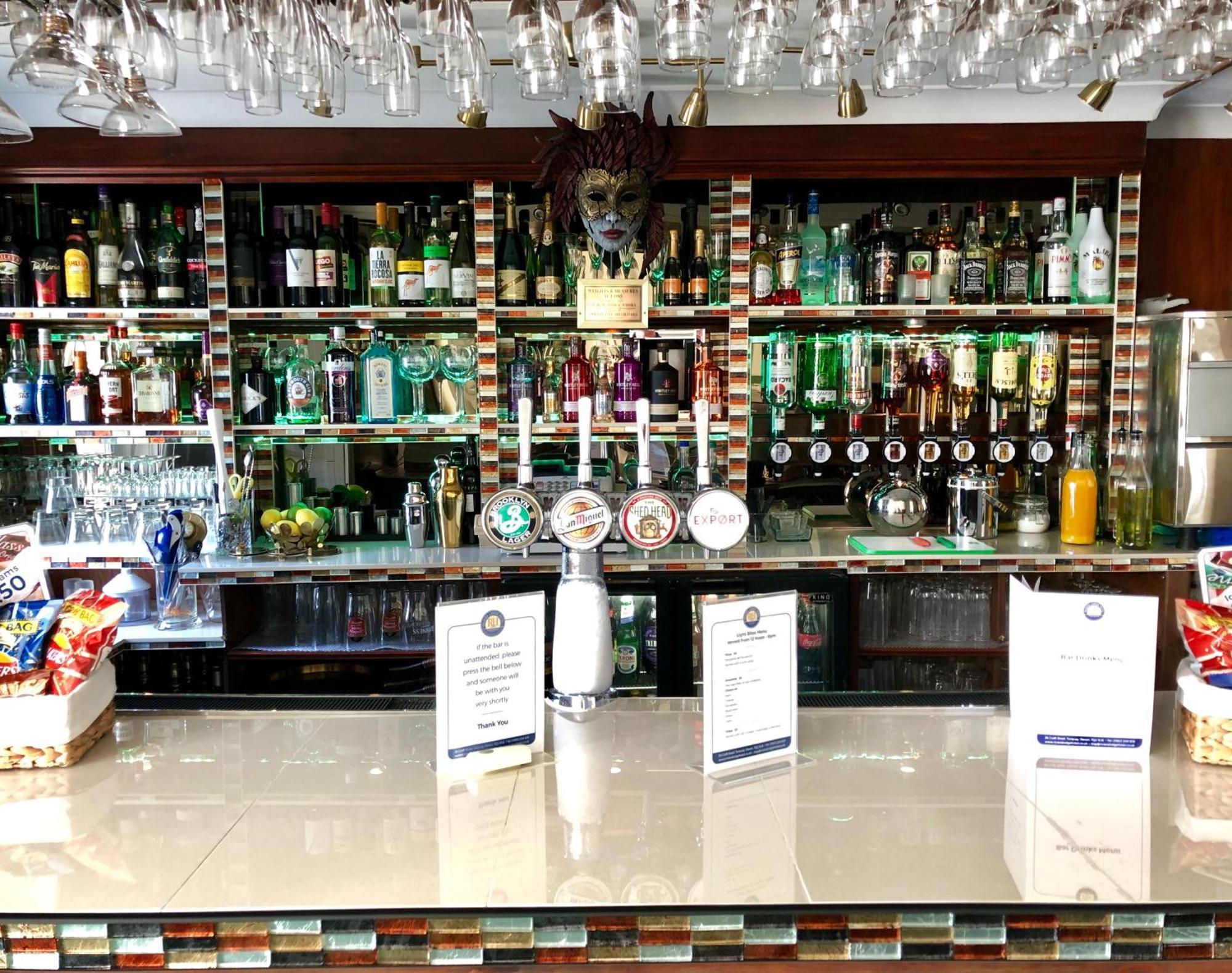 Riviera Hotel 4*