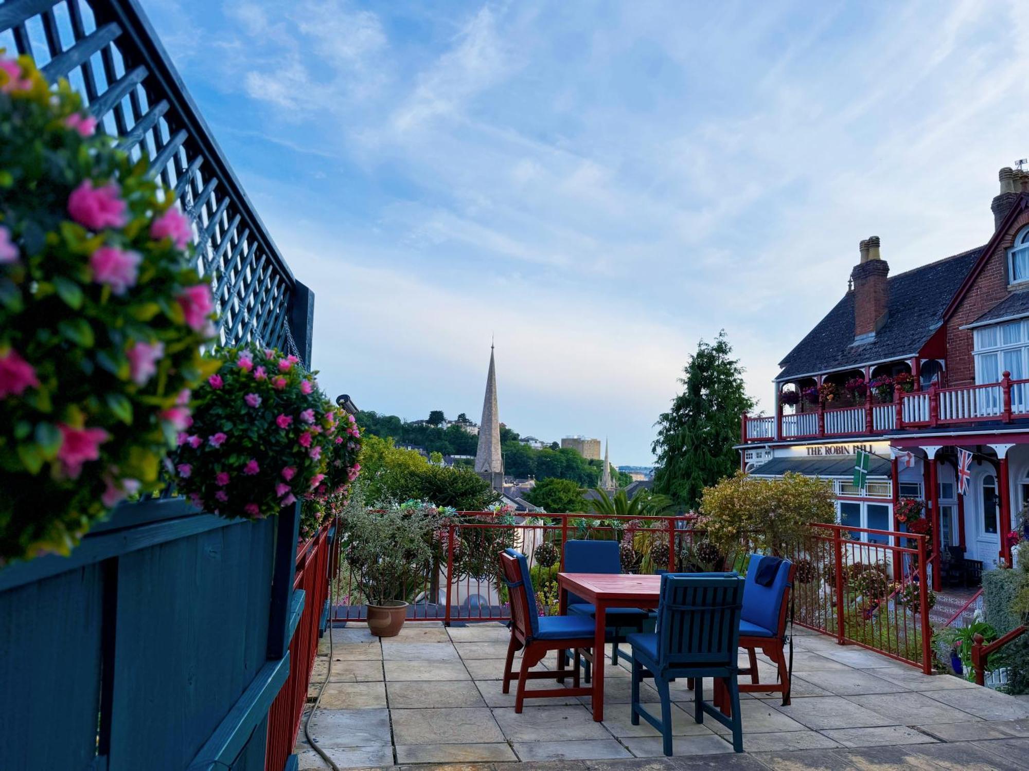 The Robin Hill 4* Torquay