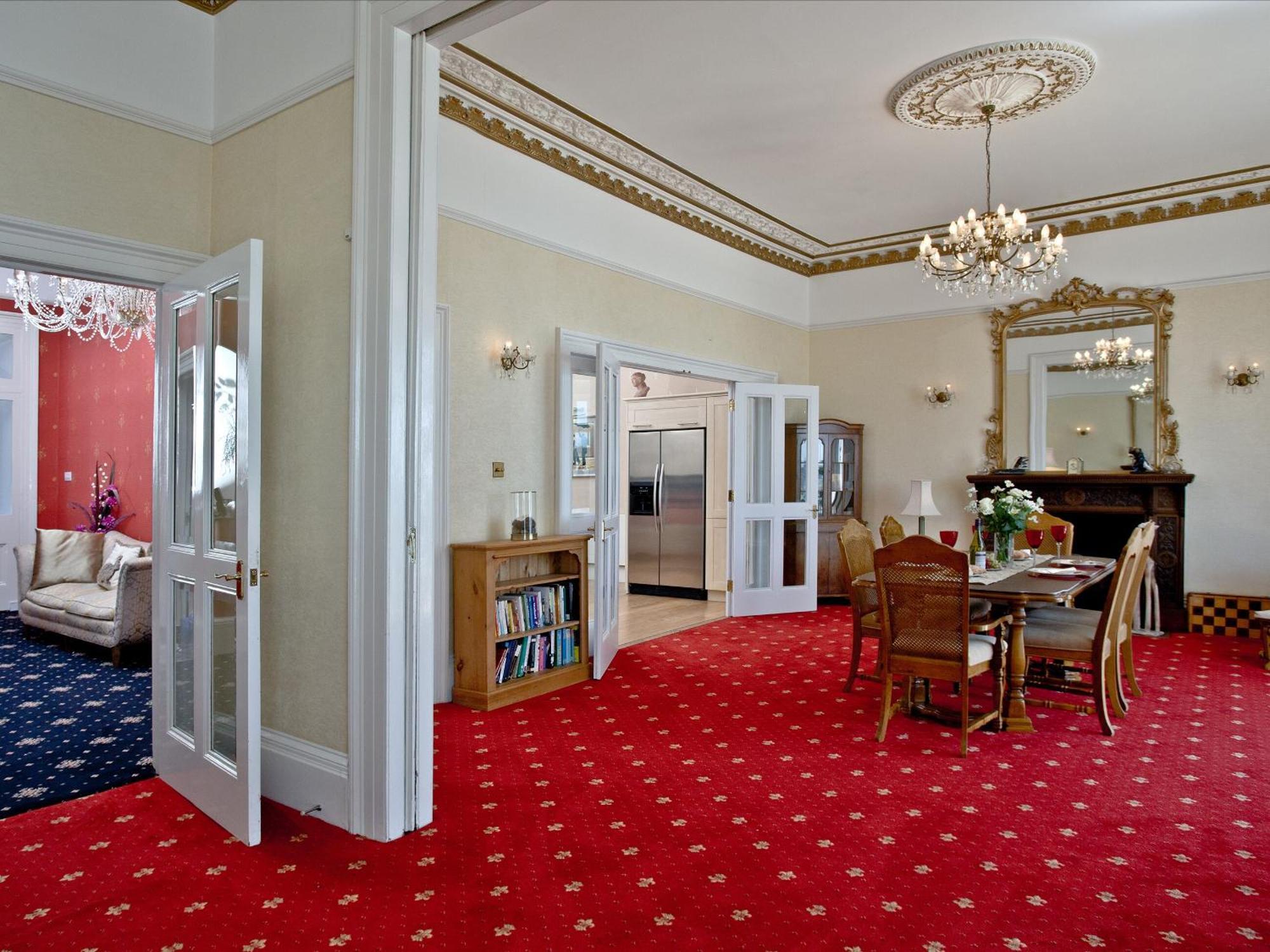 Holiday home Riviera Mansion,