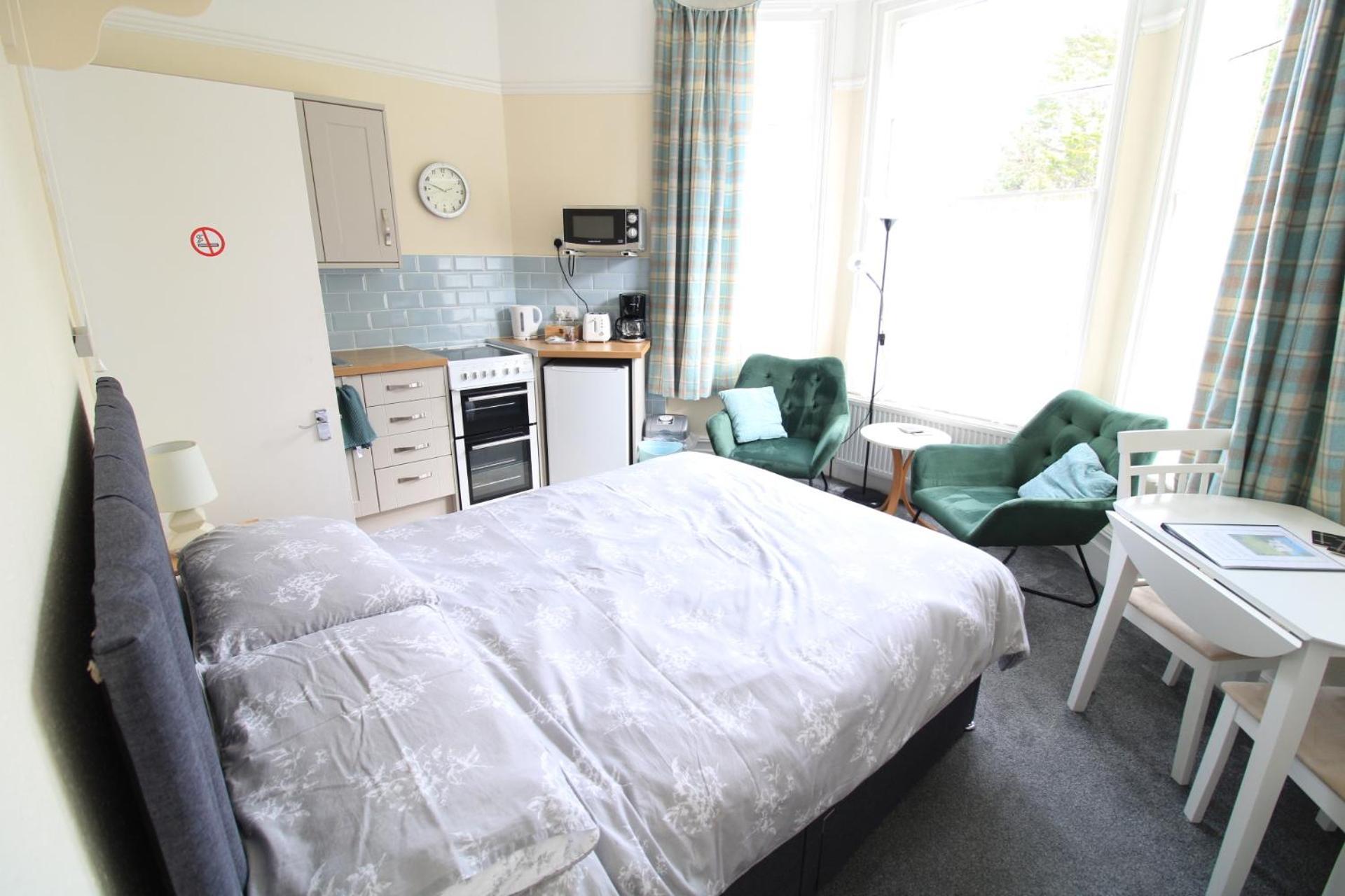 Apartment Chelston Dene