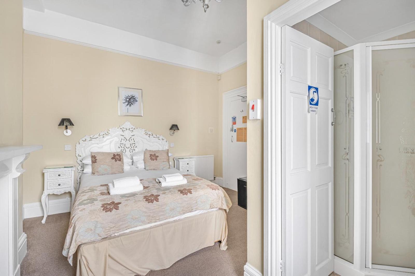 Summerlands Guest house 4*