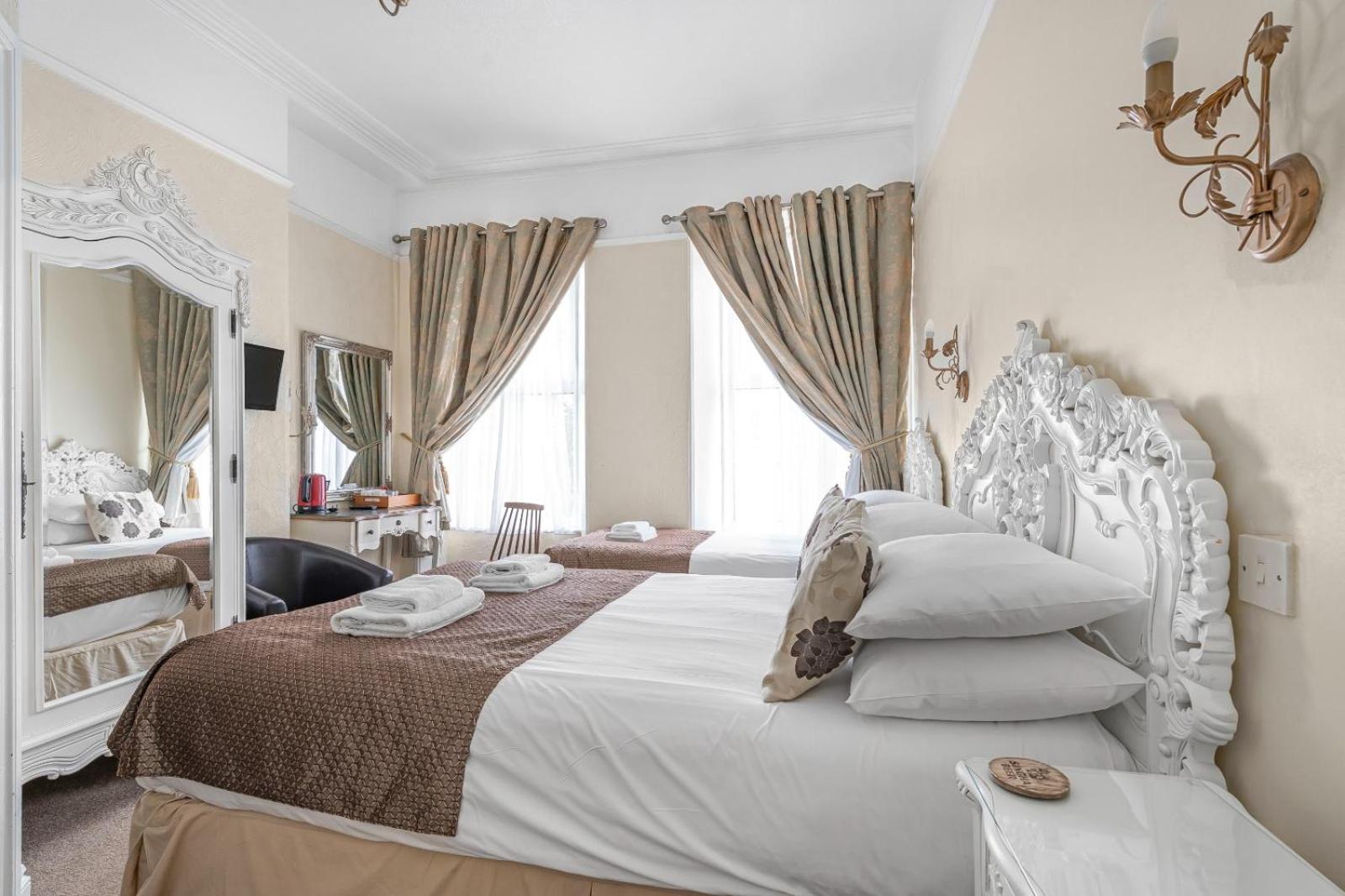 Summerlands Guest house