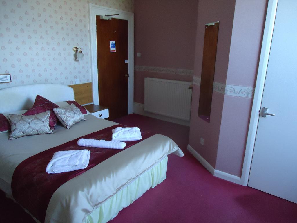 Abbey Court Hotel 3*