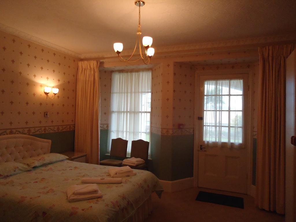 Abbey Court Hotel