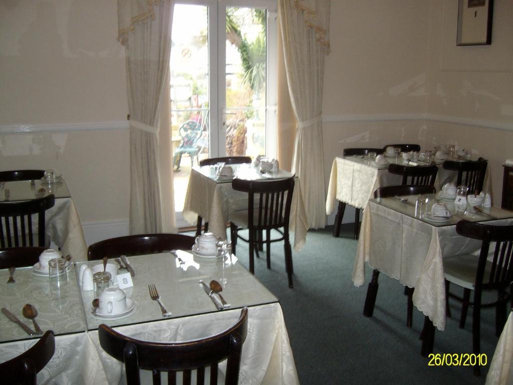 Guest house Kelvin House
