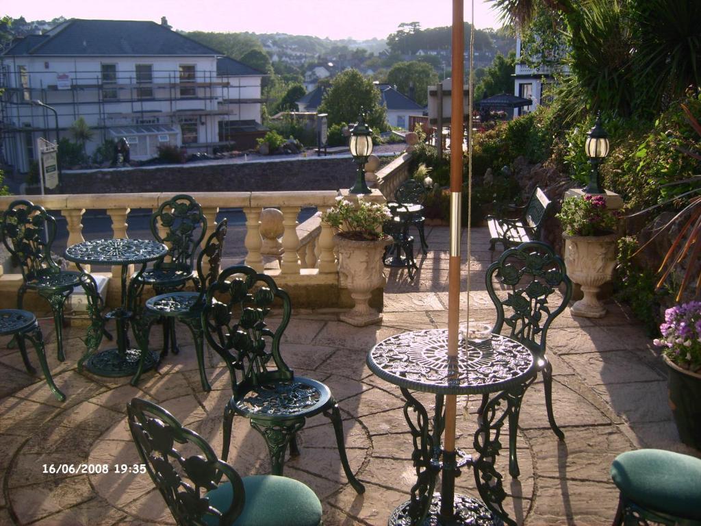 Kelvin House 4* Torquay