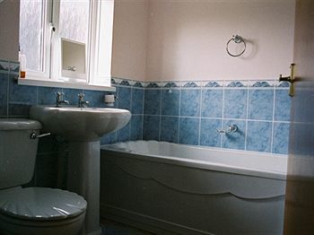 Crossways & Sea View Apartment