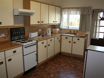 Crossways & Sea View Apartment
