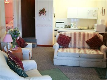 Crossways & Sea View