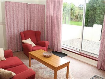 Crossways & Sea View *