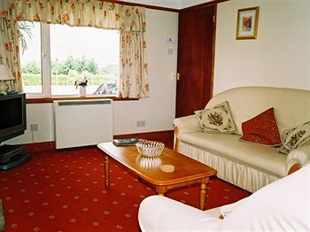 Crossways & Sea View