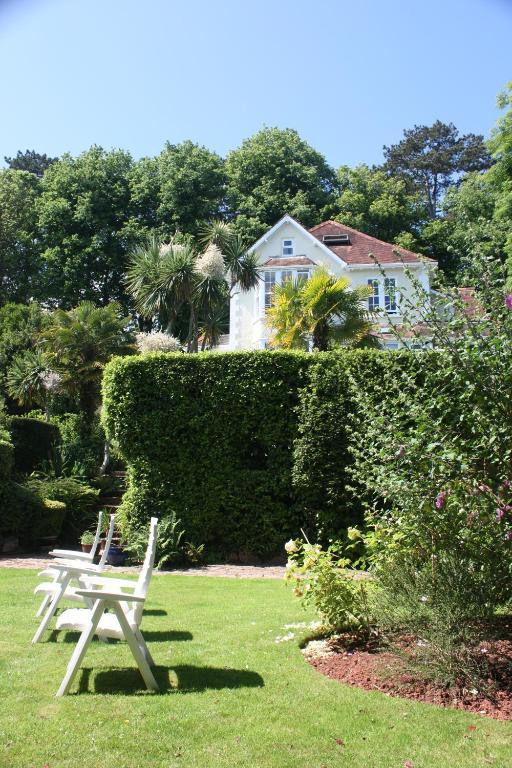 The Charterhouse Bed & Breakfast