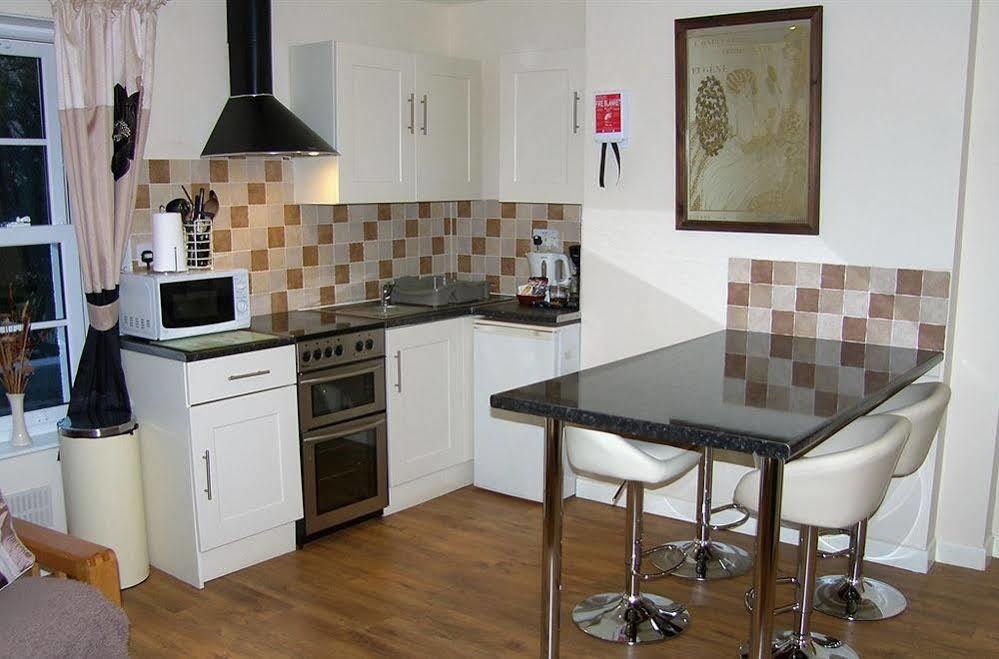 Appletorre House Flats *