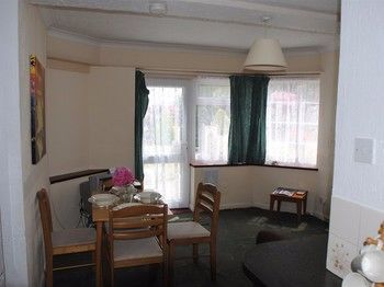 Crossways & Sea View Apartment *