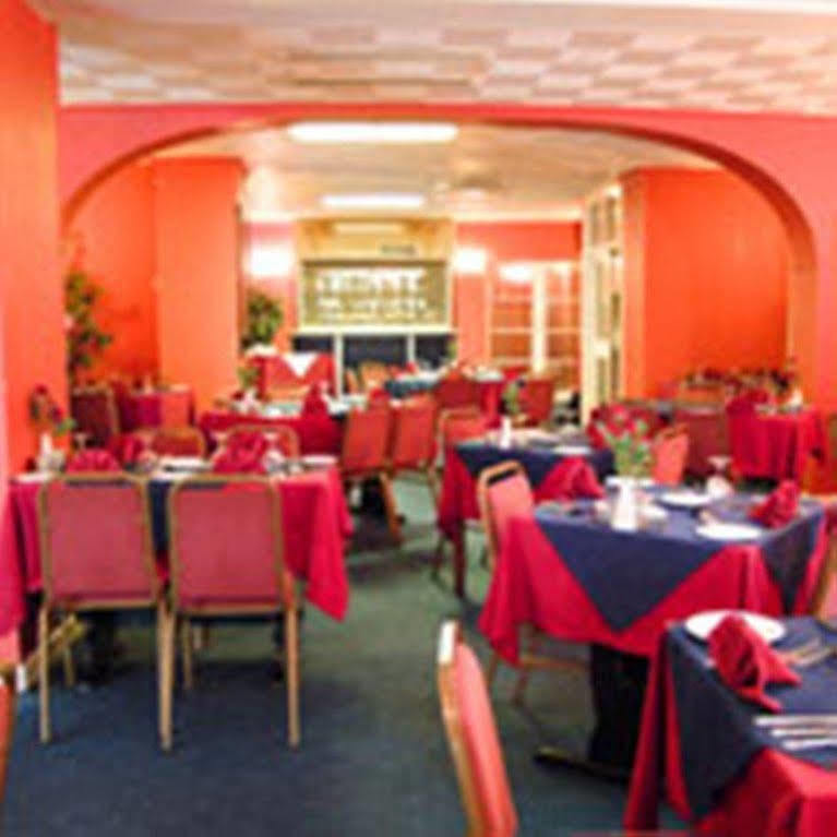 Richmond Hotel 2*