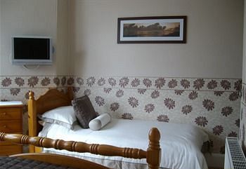 Kelvin House 4*