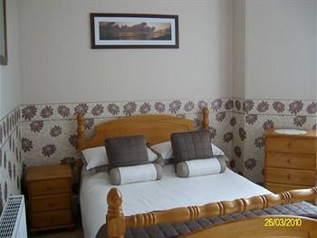 Guest house Kelvin House 4*