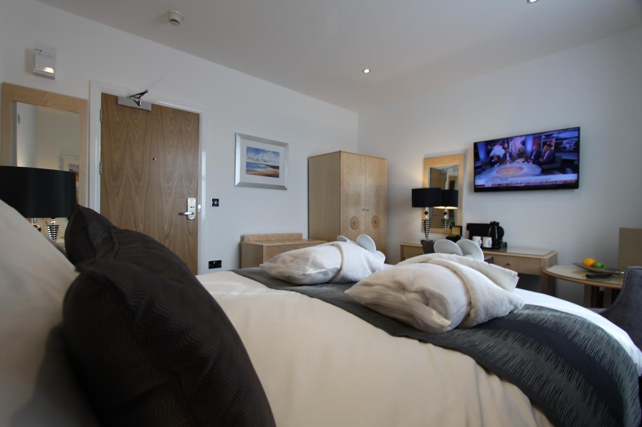 Hotel Belgrave Sands & 4*