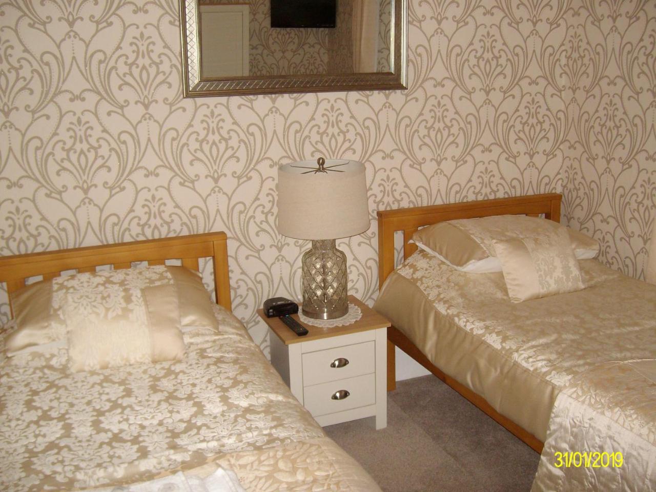 Guest house Kelvin House 4*