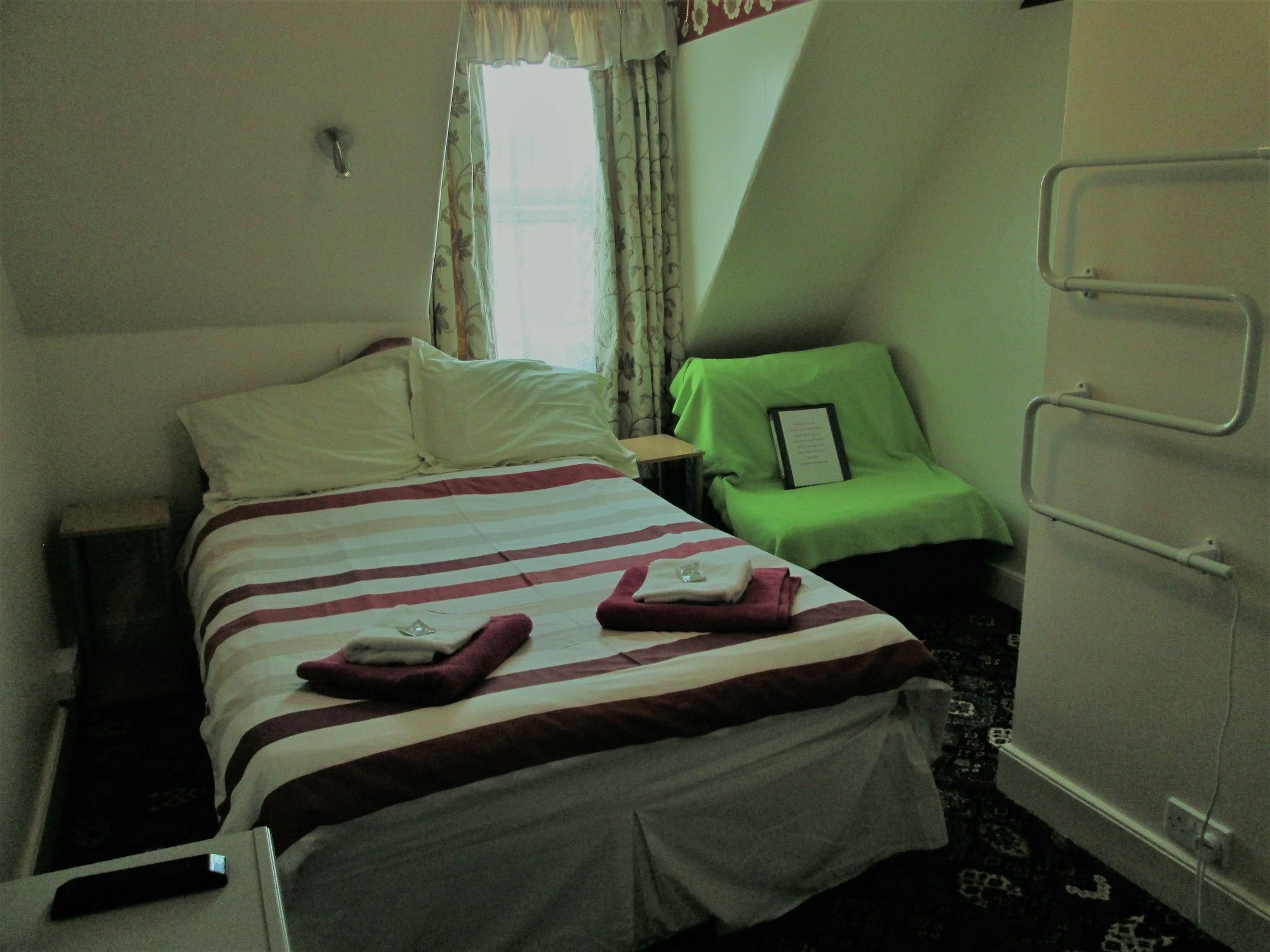 The Haute Epine Hotel 3*
