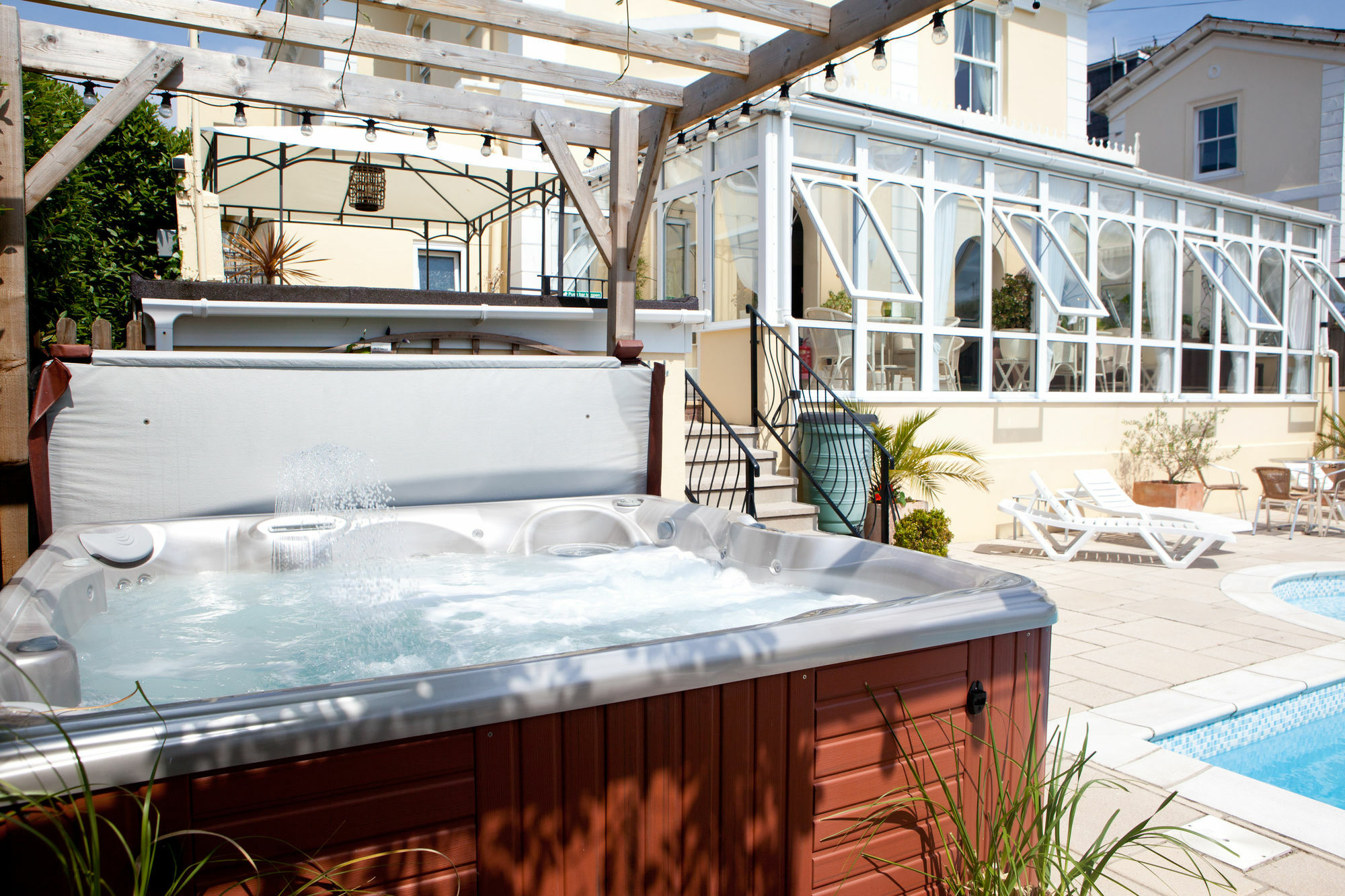 Riviera Hotel Torquay