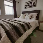 Roslyn Cottage