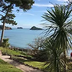 Meadfoot Bay Apartment At Hesketh Crescent
