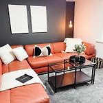 Amaso Apartments 91A-99A