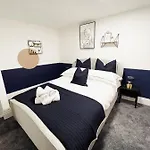 Amaso Apartments 91A-99A