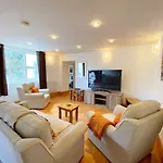 The Stables Apartments At Meadfoot Bay