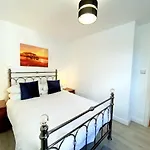 The Stables Apartments At Meadfoot Bay