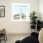 Boutique Apartments Torquay Overlooking Harbour - Near Babbacombe & Beach
