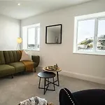 Boutique Apartments Torquay Overlooking Harbour - Near Babbacombe & Beach