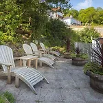 4 Bed - Beach Cottage