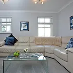 Mount Braddon Mews