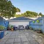 4 Hesketh Mews