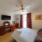 Midway Guest House