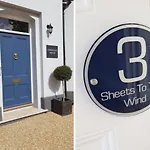3 Sheets To The Wind, Boutique Holiday Apartment In Torquay