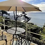 180° Water View Apartment - Simply Amazing