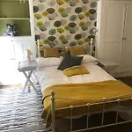 Cherry Cottage 4 Bedroom Home