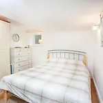 Westerlands Apartment