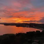 No1 Marina Court - Wow Sea View Apartment